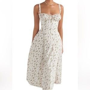 HOUSE OF CB
Carmen Bustier Sundress